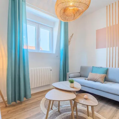 2 Bedroom Apartment Near Tram, Chr + Parking Roubaix Exterior photo