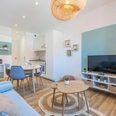 2 Bedroom Apartment Near Tram, Chr + Parking Roubaix Exterior photo