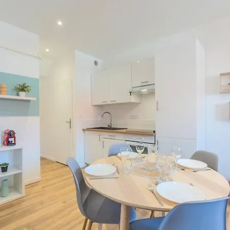 2 Bedroom Apartment Near Tram, Chr + Parking Roubaix Exterior photo